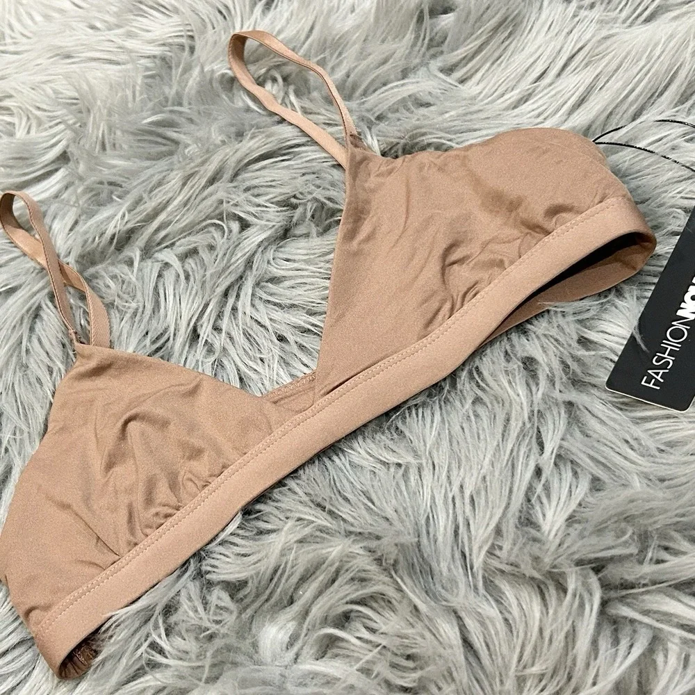 Fashion Nova Light As A Feather Microfiber Triangle Bralette - Mocha Size‎ Small